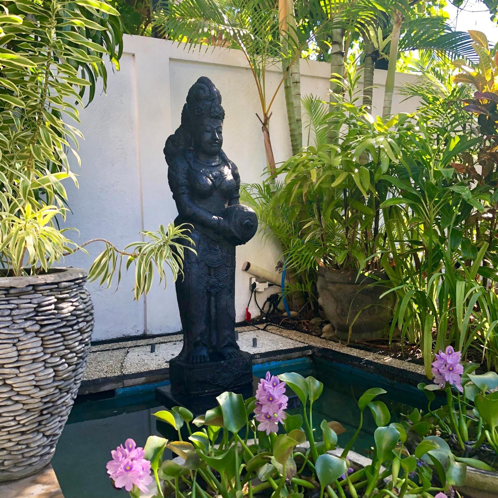 Villa Carissa Seminyak Centre, Bali By Le Ciel Hospitality Dış mekan fotoğraf